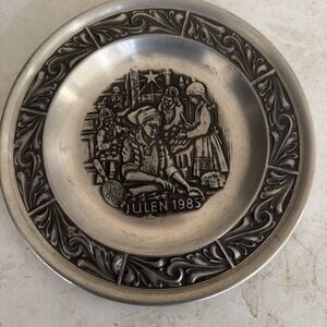 vintage 1985 Astri Holthe Norwegian pewter Christmas plate